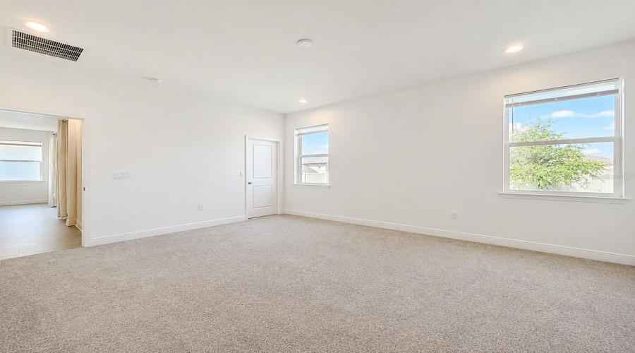 Clermont, Florida 34711, 5 Bedroom Bedrooms, ,3 Bathroombathrooms,Residential,For Sale,Davos,0,Mfro6430205