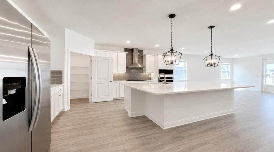 Clermont, Florida 34711, 5 Bedroom Bedrooms, ,3 Bathroombathrooms,Residential,For Sale,Davos,0,Mfro6430205