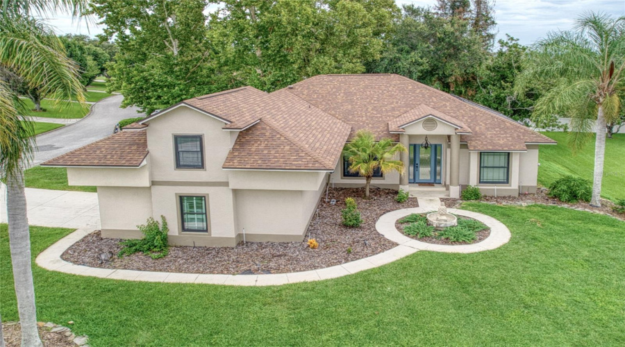 Clermont, Florida 34711, 3 Bedroom Bedrooms, ,2 Bathroombathrooms,Residential,For Sale,Versailles,0,Mfro6431254