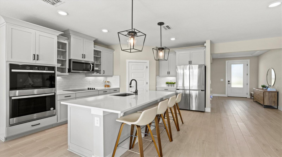 Nokomis, Florida 34275, 5 Bedroom Bedrooms, ,3 Bathroombathrooms,Residential,For Sale,Sun Chaser,0,Mfrn6144206