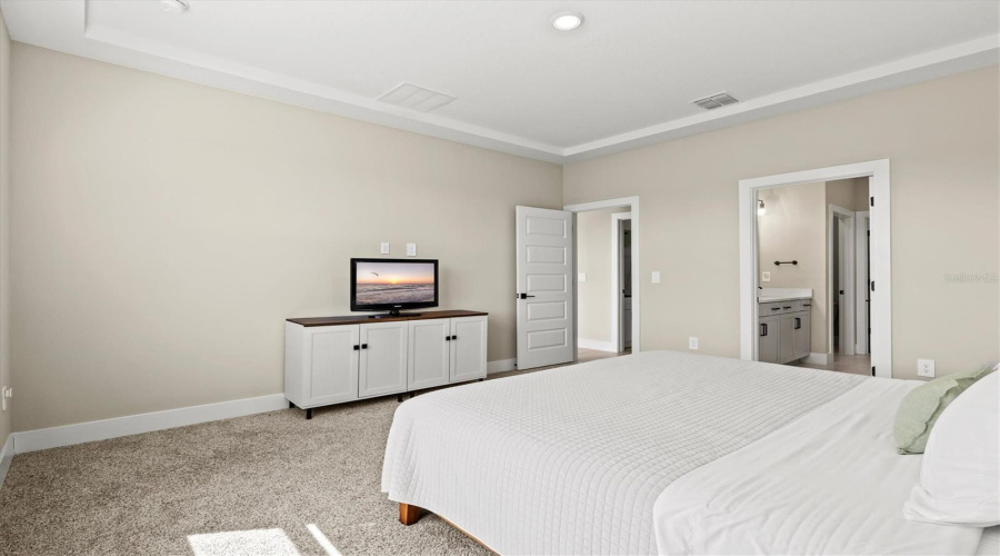 Nokomis, Florida 34275, 5 Bedroom Bedrooms, ,3 Bathroombathrooms,Residential,For Sale,Sun Chaser,0,Mfrn6144206