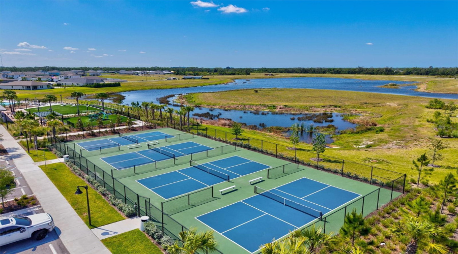 Nokomis, Florida 34275, 5 Bedroom Bedrooms, ,3 Bathroombathrooms,Residential,For Sale,Sun Chaser,0,Mfrn6144206