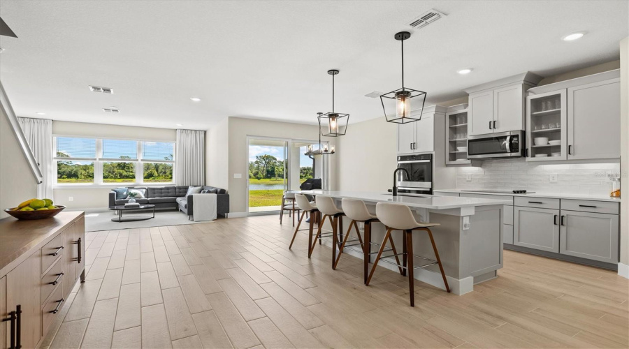 Nokomis, Florida 34275, 5 Bedroom Bedrooms, ,3 Bathroombathrooms,Residential,For Sale,Sun Chaser,0,Mfrn6144206