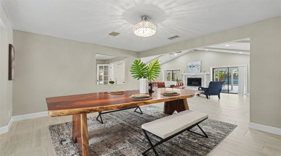 Oldsmar, Florida 34677, 4 Bedroom Bedrooms, ,4 Bathroombathrooms,Residential,For Sale,Holly Hill,0,Mfrtb8529182