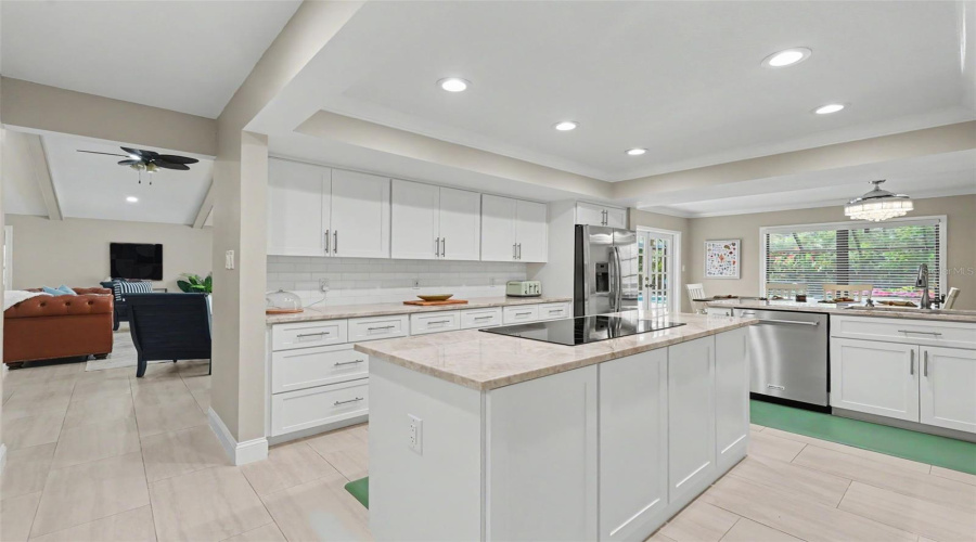 Oldsmar, Florida 34677, 4 Bedroom Bedrooms, ,4 Bathroombathrooms,Residential,For Sale,Holly Hill,0,Mfrtb8529182