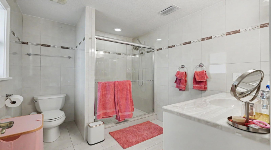 Oldsmar, Florida 34677, 4 Bedroom Bedrooms, ,4 Bathroombathrooms,Residential,For Sale,Holly Hill,0,Mfrtb8529182