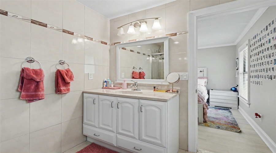 Oldsmar, Florida 34677, 4 Bedroom Bedrooms, ,4 Bathroombathrooms,Residential,For Sale,Holly Hill,0,Mfrtb8529182