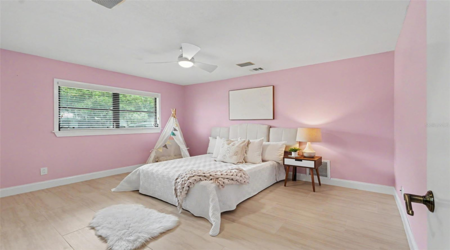Oldsmar, Florida 34677, 4 Bedroom Bedrooms, ,4 Bathroombathrooms,Residential,For Sale,Holly Hill,0,Mfrtb8529182