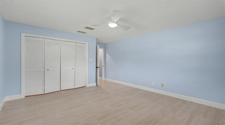 Oldsmar, Florida 34677, 4 Bedroom Bedrooms, ,4 Bathroombathrooms,Residential,For Sale,Holly Hill,0,Mfrtb8529182