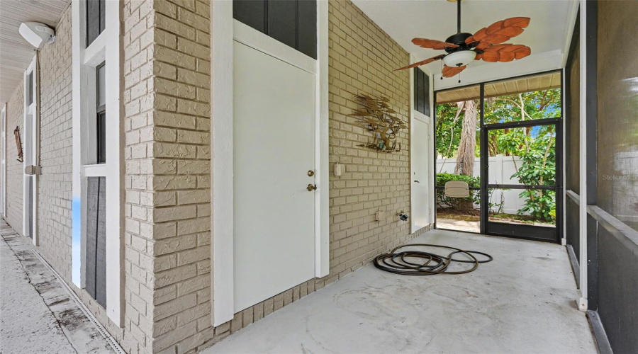 Oldsmar, Florida 34677, 4 Bedroom Bedrooms, ,4 Bathroombathrooms,Residential,For Sale,Holly Hill,0,Mfrtb8529182