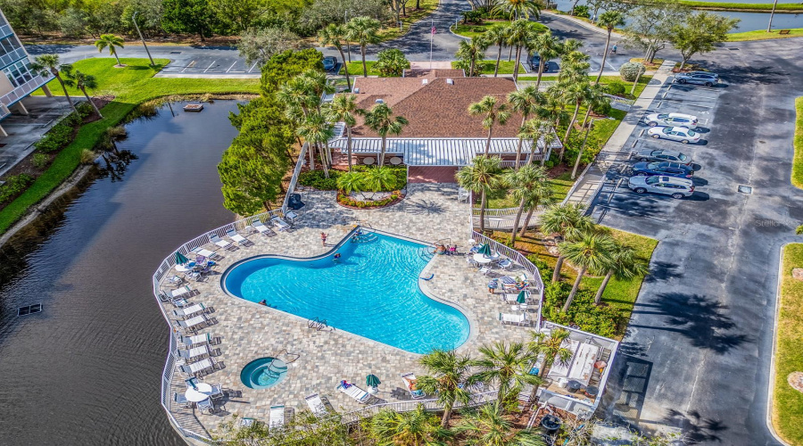 St Petersburg, Florida 33708, 2 Bedroom Bedrooms, ,2 Bathroombathrooms,Residential,For Sale,Shoreline,0,Mfrtb8471256