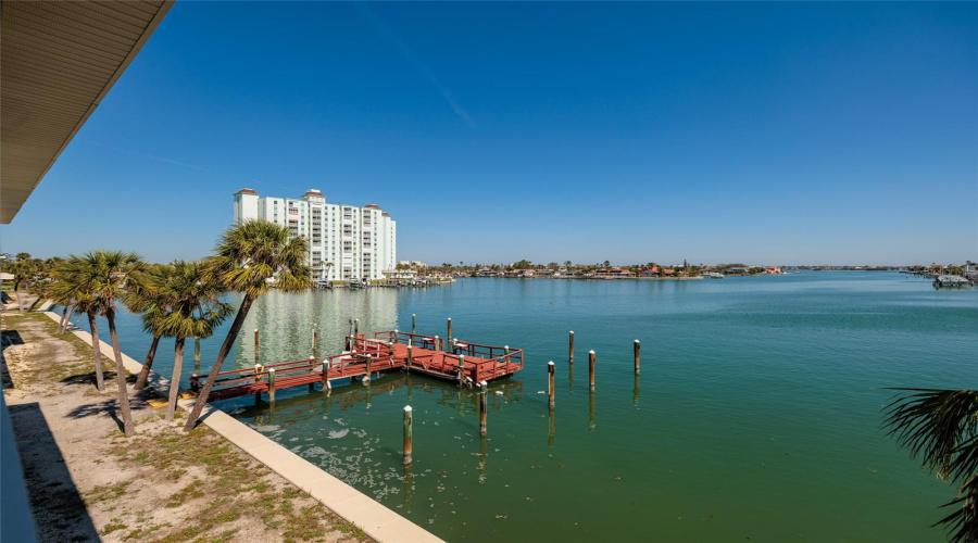 Dock/Fishing Pier Views From Florida Room &Amp; Primary Bedroom.