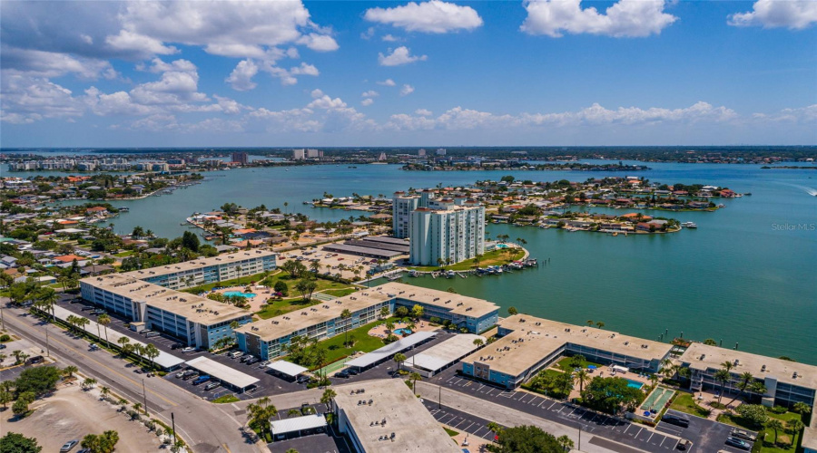 Sylvette Condos On Boca Ciega Bay.