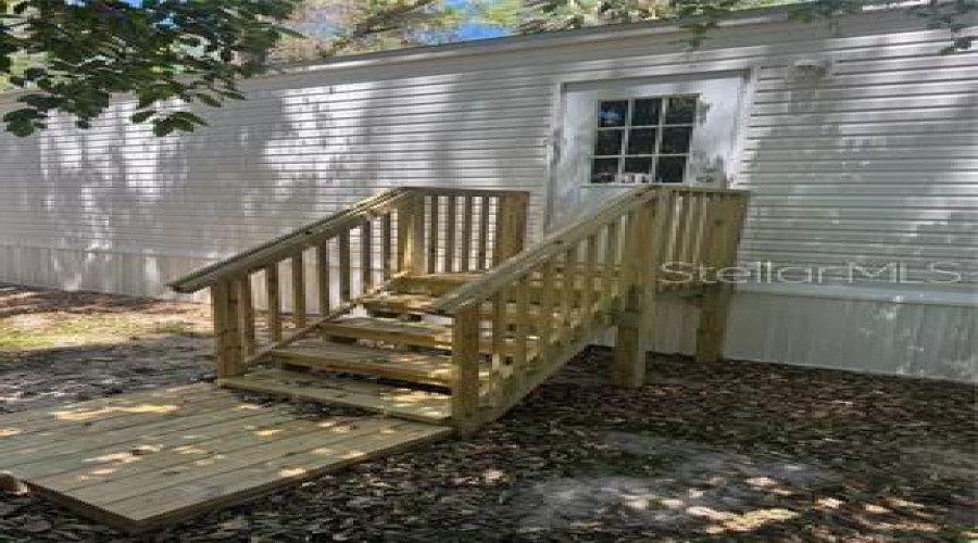 Trenton, Florida 32693, 3 Bedroom Bedrooms, ,2 Bathroombathrooms,Residential,For Sale,82Nd,0,Mfrgc540588
