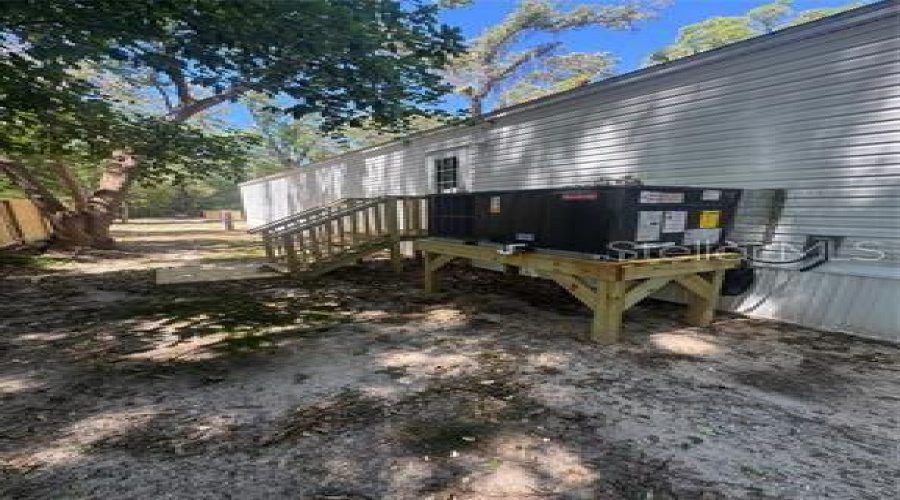 Trenton, Florida 32693, 3 Bedroom Bedrooms, ,2 Bathroombathrooms,Residential,For Sale,82Nd,0,Mfrgc540588