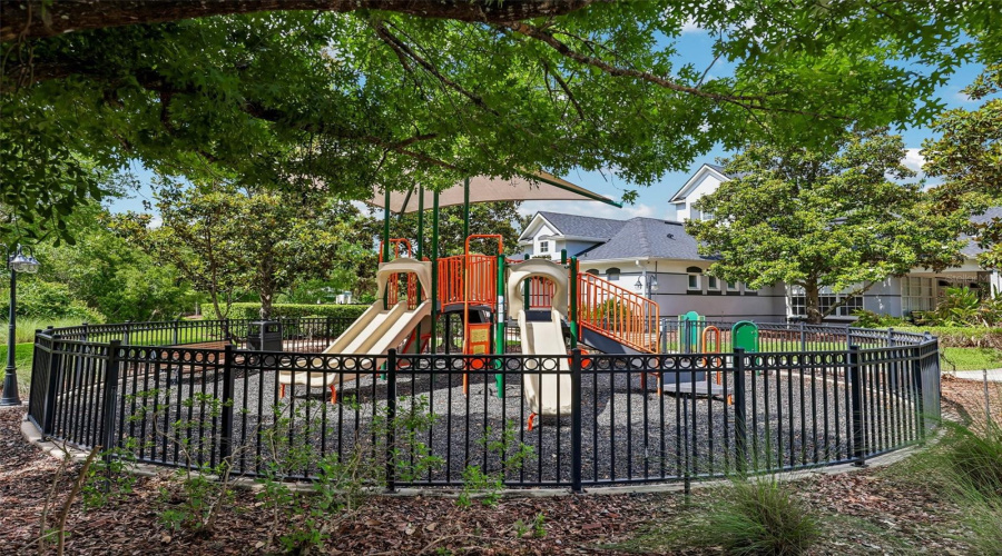Orlando, Florida 32828, 3 Bedroom Bedrooms, ,2 Bathroombathrooms,Residential,For Sale,Bellinkoff,0,Mfro6396700