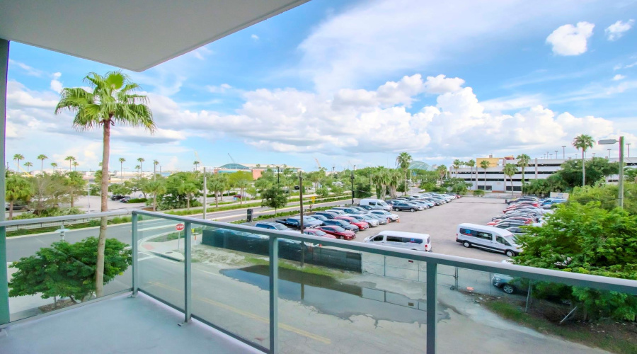 Tampa, Florida 33602, 2 Bedroom Bedrooms, ,2 Bathroombathrooms,Residential,For Sale,Channelside,0,Mfrtb8542319