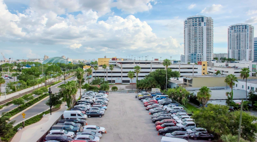 Tampa, Florida 33602, 2 Bedroom Bedrooms, ,2 Bathroombathrooms,Residential,For Sale,Channelside,0,Mfrtb8542319