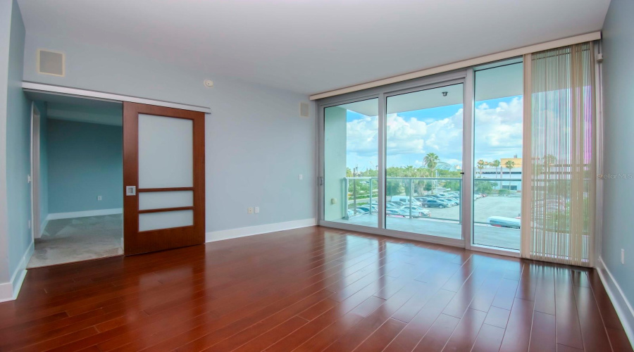 Tampa, Florida 33602, 2 Bedroom Bedrooms, ,2 Bathroombathrooms,Residential,For Sale,Channelside,0,Mfrtb8542319