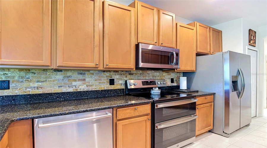 Trinity, Florida 34655, 2 Bedroom Bedrooms, ,2 Bathroombathrooms,Residential,For Sale,Morning Rose,0,Mfrtb8535097