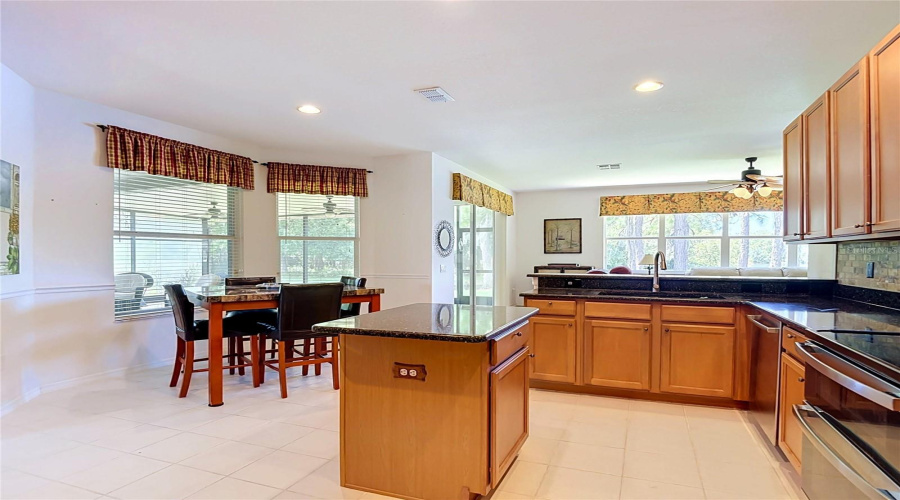 Trinity, Florida 34655, 2 Bedroom Bedrooms, ,2 Bathroombathrooms,Residential,For Sale,Morning Rose,0,Mfrtb8535097