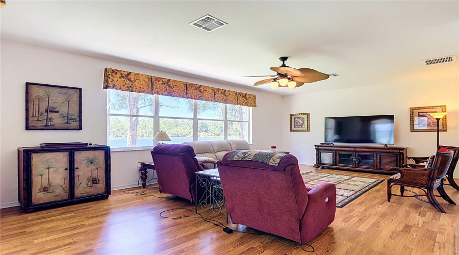Trinity, Florida 34655, 2 Bedroom Bedrooms, ,2 Bathroombathrooms,Residential,For Sale,Morning Rose,0,Mfrtb8535097