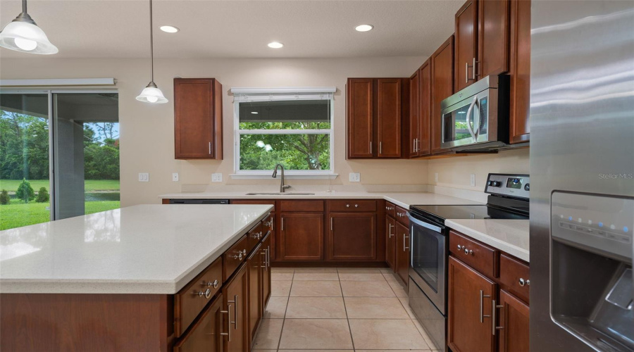 Orlando, Florida 32811, 4 Bedroom Bedrooms, ,2 Bathroombathrooms,Residential,For Sale,Dove Tree,0,Mfro6412846