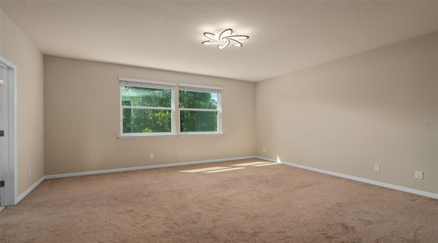 Orlando, Florida 32811, 4 Bedroom Bedrooms, ,2 Bathroombathrooms,Residential,For Sale,Dove Tree,0,Mfro6412846
