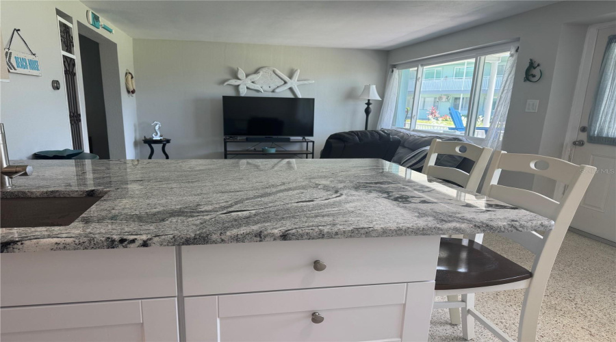 South Pasadena, Florida 33707, 1 Bedroom Bedrooms, ,1 Bathroombathrooms,Residential,For Sale,Shore,0,Mfrtb8537146