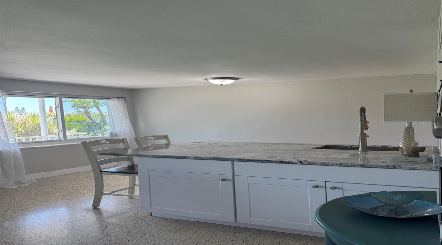 South Pasadena, Florida 33707, 1 Bedroom Bedrooms, ,1 Bathroombathrooms,Residential,For Sale,Shore,0,Mfrtb8537146