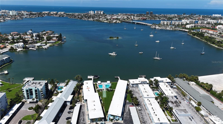 South Pasadena, Florida 33707, 1 Bedroom Bedrooms, ,1 Bathroombathrooms,Residential,For Sale,Shore,0,Mfrtb8537146
