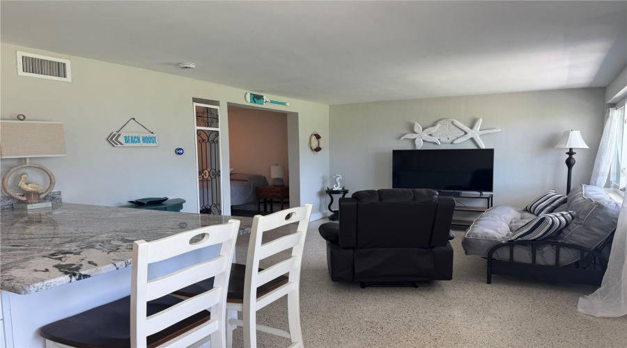 South Pasadena, Florida 33707, 1 Bedroom Bedrooms, ,1 Bathroombathrooms,Residential,For Sale,Shore,0,Mfrtb8537146