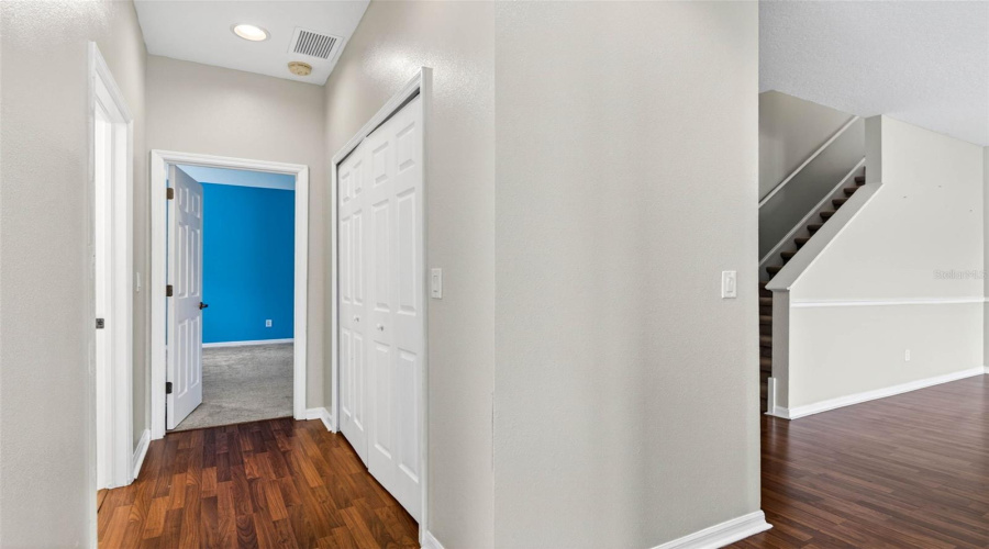 Ruskin, Florida 33570, 5 Bedroom Bedrooms, ,4 Bathroombathrooms,Residential,For Sale,Marion Hill,0,Mfrtb8496851