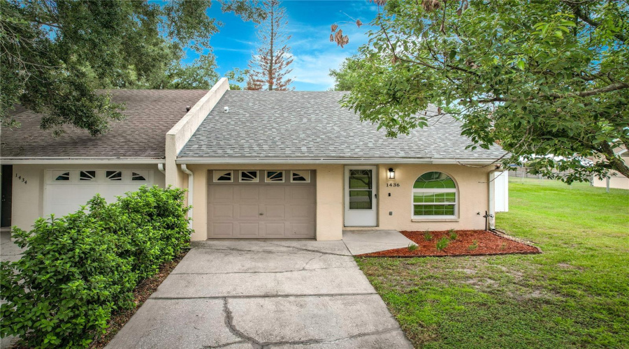 Lakeland, Florida 33810, 3 Bedroom Bedrooms, ,2 Bathroombathrooms,Residential,For Sale,Shirley,0,Mfrl4963526