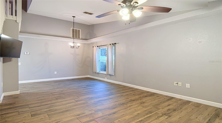 Lakeland, Florida 33810, 3 Bedroom Bedrooms, ,2 Bathroombathrooms,Residential,For Sale,Shirley,0,Mfrl4963526