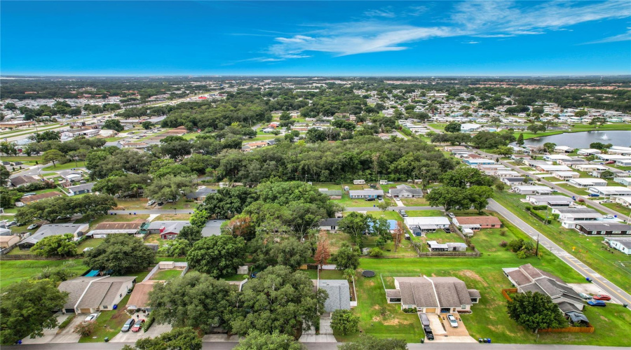 Lakeland, Florida 33810, 3 Bedroom Bedrooms, ,2 Bathroombathrooms,Residential,For Sale,Shirley,0,Mfrl4963526