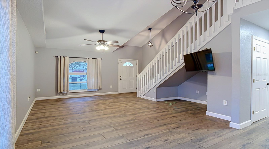 Lakeland, Florida 33810, 3 Bedroom Bedrooms, ,2 Bathroombathrooms,Residential,For Sale,Shirley,0,Mfrl4963526