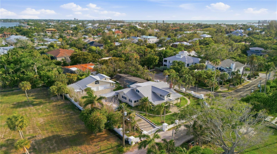 Sarasota, Florida 34242, 5 Bedroom Bedrooms, ,5 Bathroombathrooms,Residential,For Sale,Norsota,0,Mfra4702465