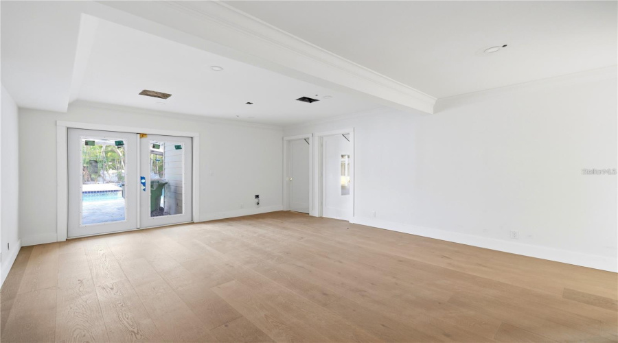 Sarasota, Florida 34242, 5 Bedroom Bedrooms, ,5 Bathroombathrooms,Residential,For Sale,Norsota,0,Mfra4702465