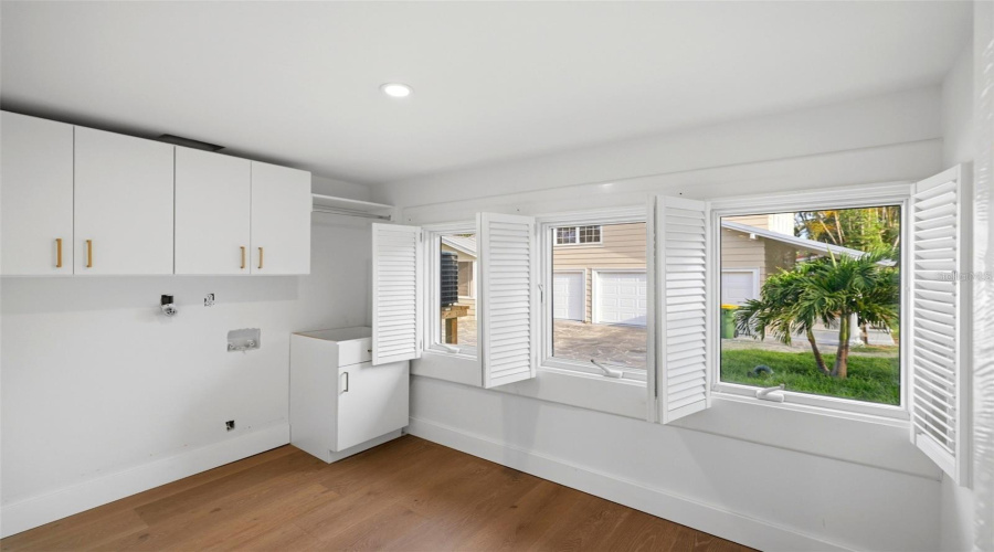 Sarasota, Florida 34242, 5 Bedroom Bedrooms, ,5 Bathroombathrooms,Residential,For Sale,Norsota,0,Mfra4702465