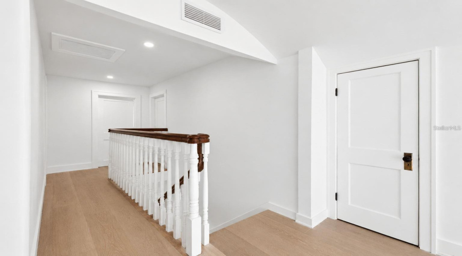 Sarasota, Florida 34242, 5 Bedroom Bedrooms, ,5 Bathroombathrooms,Residential,For Sale,Norsota,0,Mfra4702465