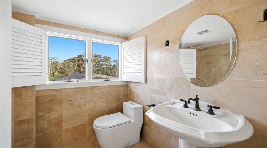 Sarasota, Florida 34242, 5 Bedroom Bedrooms, ,5 Bathroombathrooms,Residential,For Sale,Norsota,0,Mfra4702465