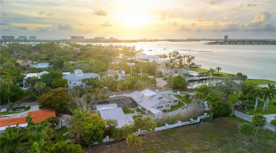 Sarasota, Florida 34242, 5 Bedroom Bedrooms, ,5 Bathroombathrooms,Residential,For Sale,Norsota,0,Mfra4702465