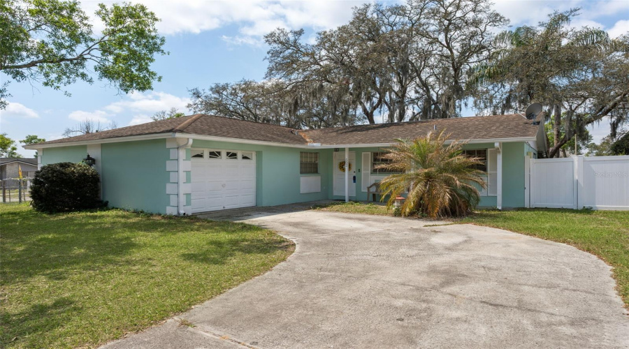 Brandon, Florida 33510, 4 Bedroom Bedrooms, ,2 Bathroombathrooms,Residential,For Sale,Avocado,0,Mfrtb8492194