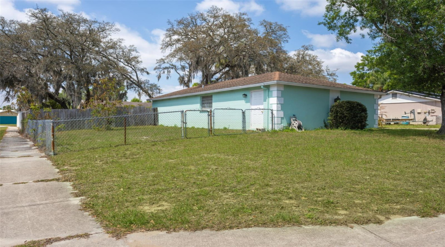 Brandon, Florida 33510, 4 Bedroom Bedrooms, ,2 Bathroombathrooms,Residential,For Sale,Avocado,0,Mfrtb8492194
