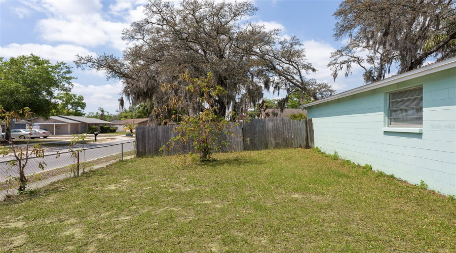 Brandon, Florida 33510, 4 Bedroom Bedrooms, ,2 Bathroombathrooms,Residential,For Sale,Avocado,0,Mfrtb8492194