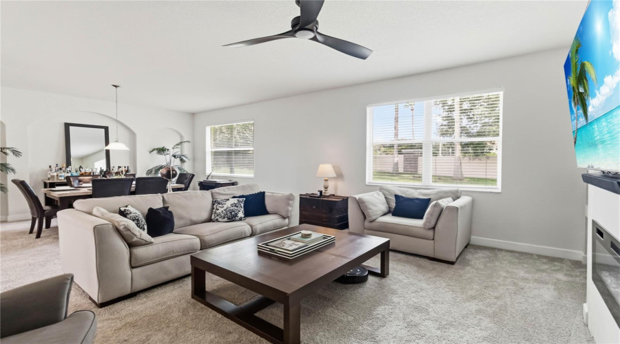 Kissimmee, Florida 34741, 4 Bedroom Bedrooms, ,3 Bathroombathrooms,Residential,For Sale,Forest Ridge,0,Mfrs5154697