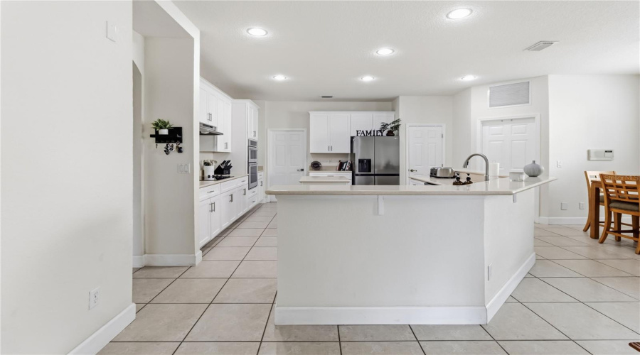 Kissimmee, Florida 34741, 4 Bedroom Bedrooms, ,3 Bathroombathrooms,Residential,For Sale,Forest Ridge,0,Mfrs5154697