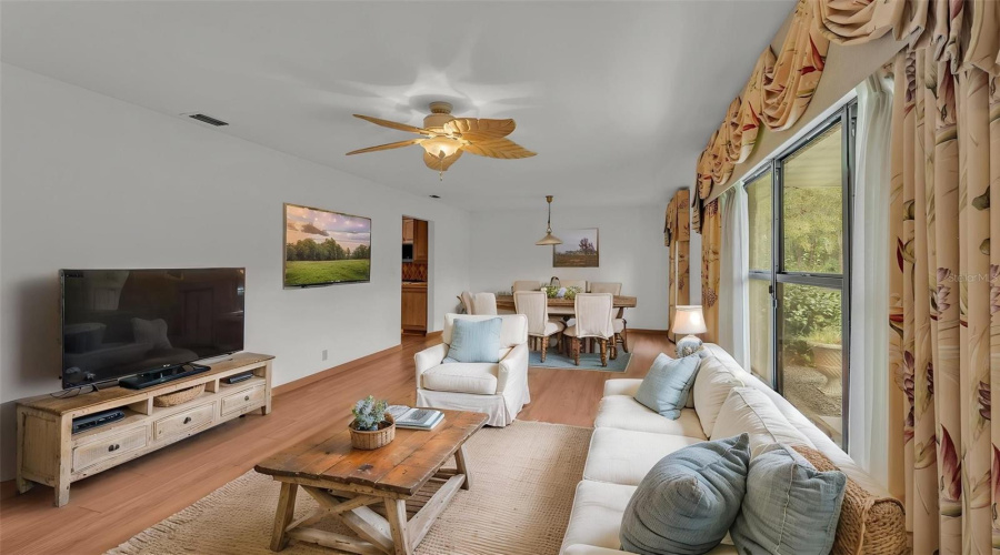 Lakeland, Florida 33809, 3 Bedroom Bedrooms, ,2 Bathroombathrooms,Residential,For Sale,Moore,0,Mfrl4963674