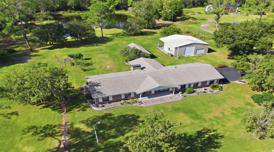 Lakeland, Florida 33809, 3 Bedroom Bedrooms, ,2 Bathroombathrooms,Residential,For Sale,Moore,0,Mfrl4963674